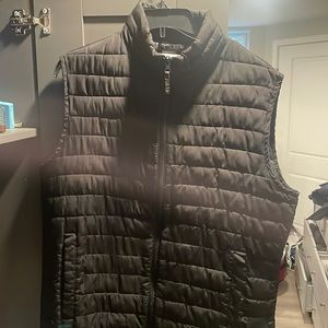 GAP Bubble Vest